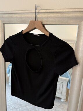 Cotton On Women's Black Round Keyhole Cut Out Ribbed Short Sleeve Top Size S